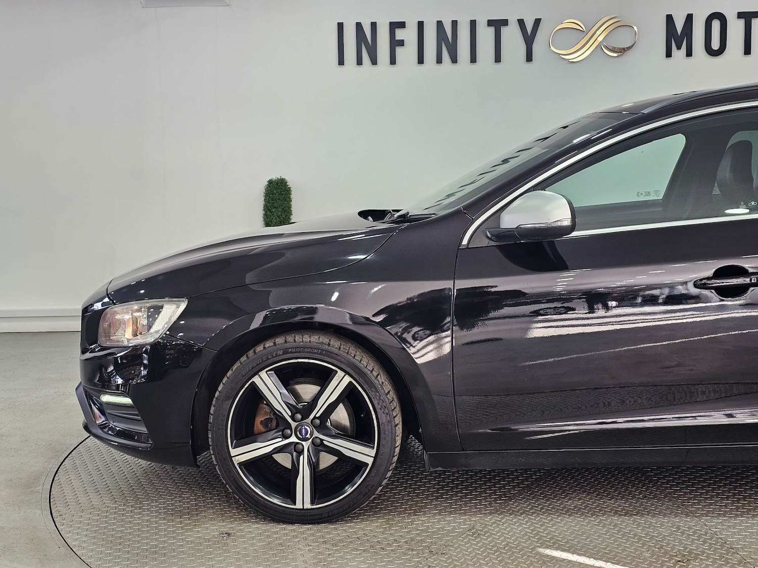 Used Volvo V60 2016 for sale - 77571265: Photo 21