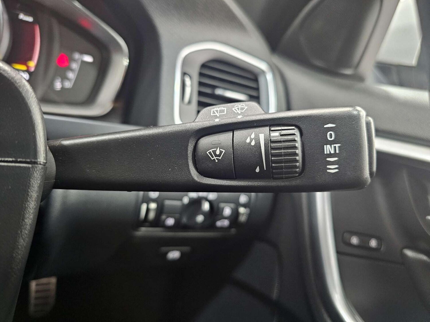 Used Volvo V60 2016 for sale - 77571265: Photo 54