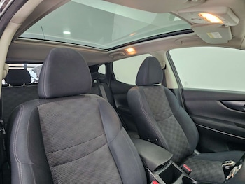 Used Nissan Qashqai 2015 for sale - 78702754: Photo