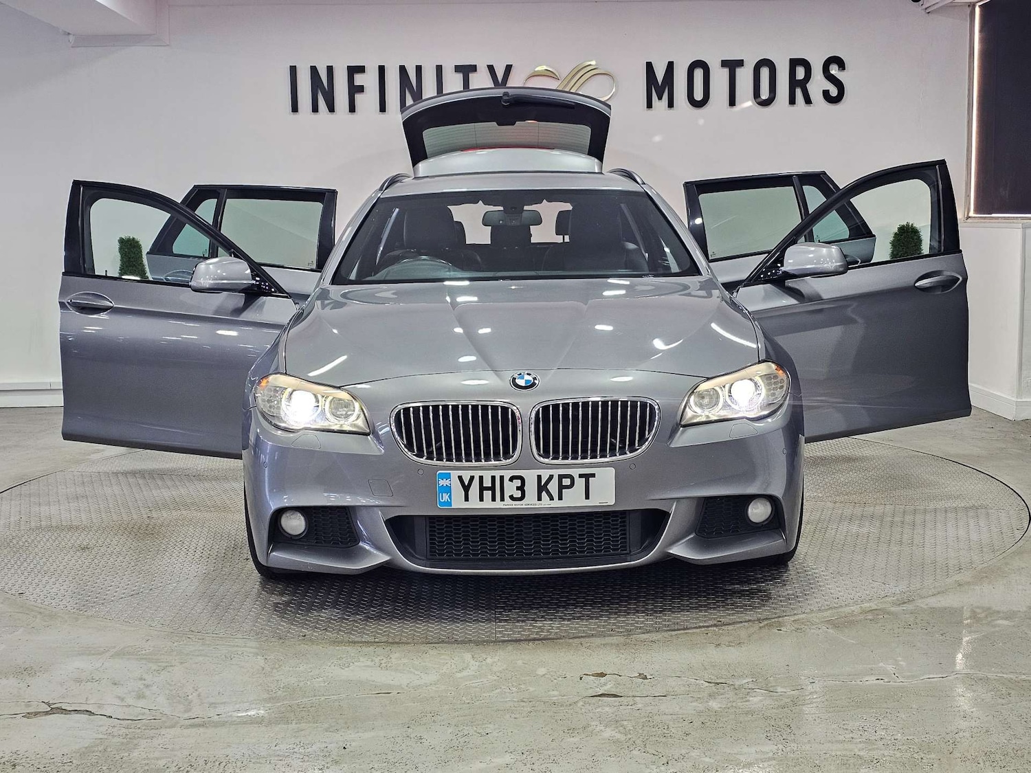 Used BMW 5 Series 2013 for sale - 76972413: Photo 44