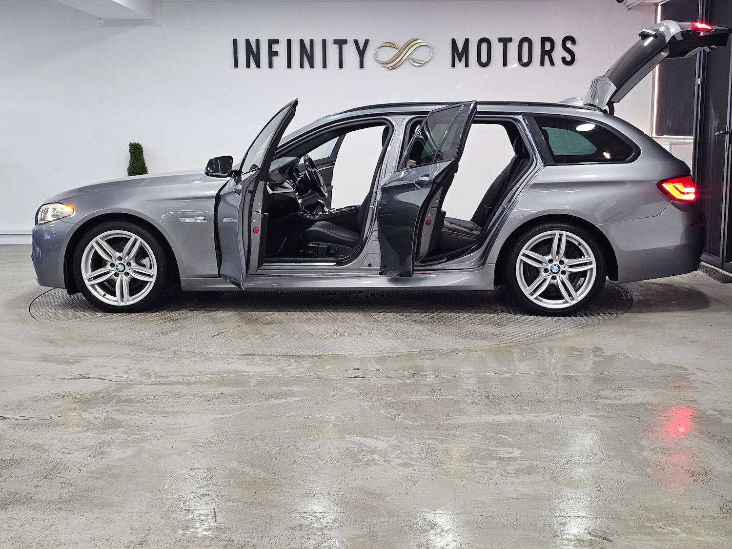 Used BMW 5 Series 2013 for sale - 76972413: Photo 46