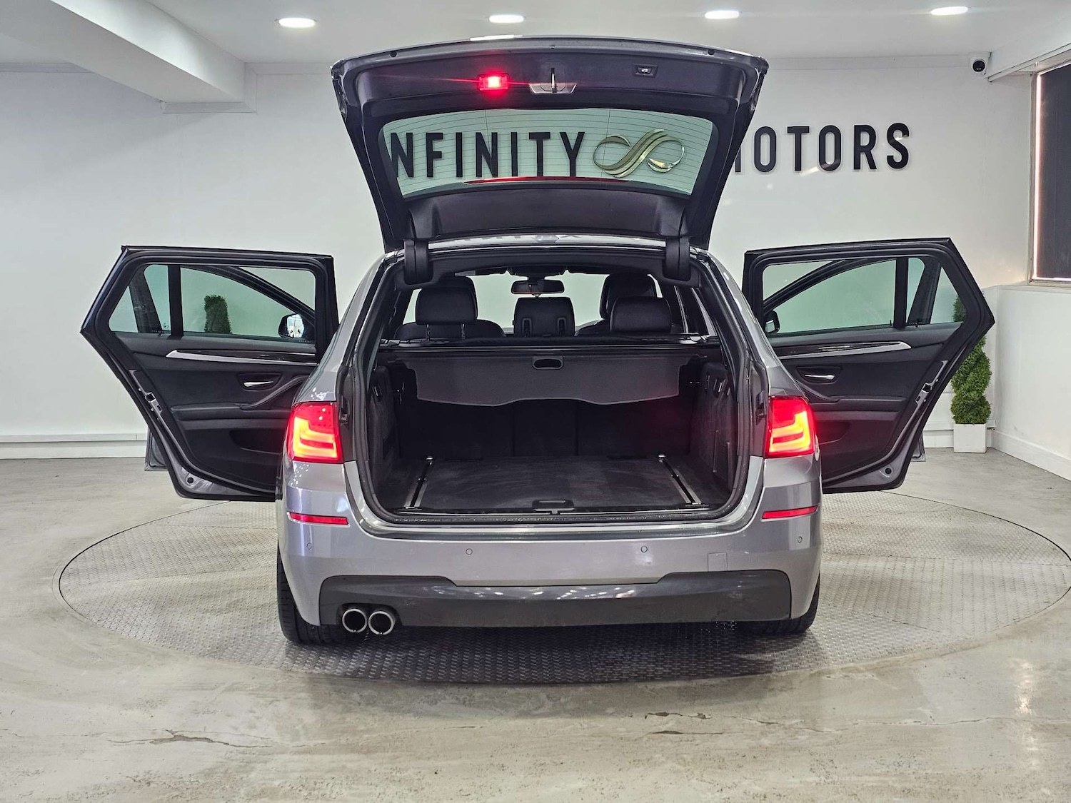 Used BMW 5 Series 2013 for sale - 76972413: Photo 48