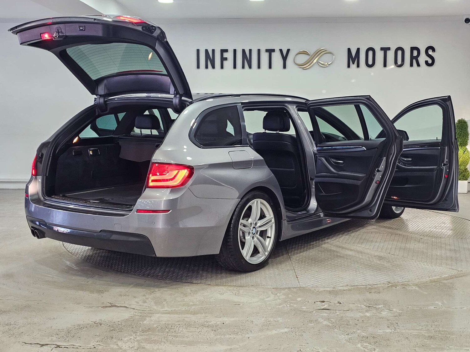 Used BMW 5 Series 2013 for sale - 76972413: Photo 49