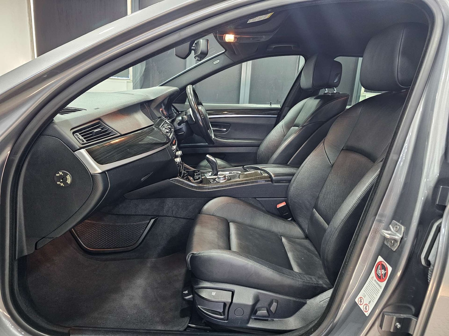 Used BMW 5 Series 2013 for sale - 76972413: Photo 92