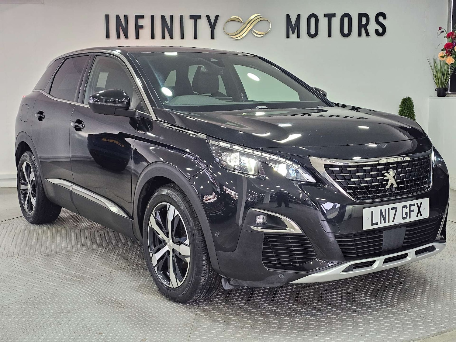 Used Peugeot 3008 2017 for sale - 77301749: Photo 1