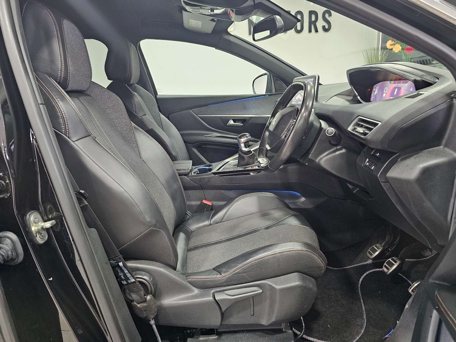 Used Peugeot 3008 2017 for sale - 77301749: Photo 3