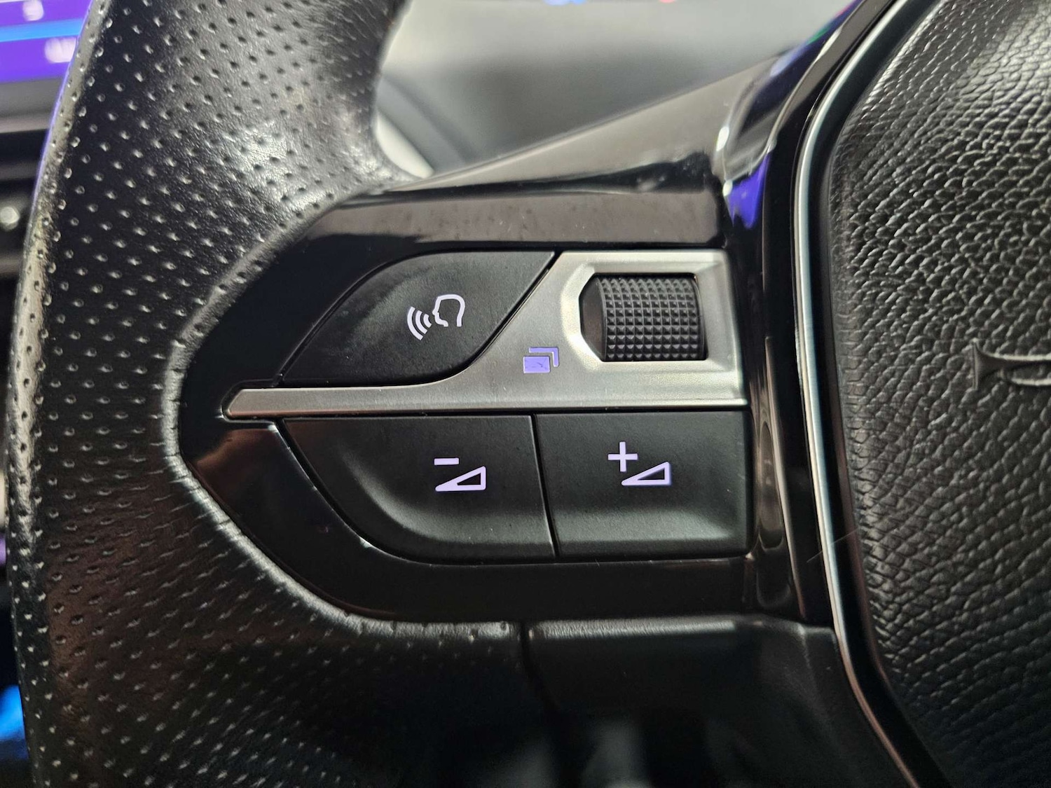 Used Peugeot 3008 2017 for sale - 77301749: Photo 44