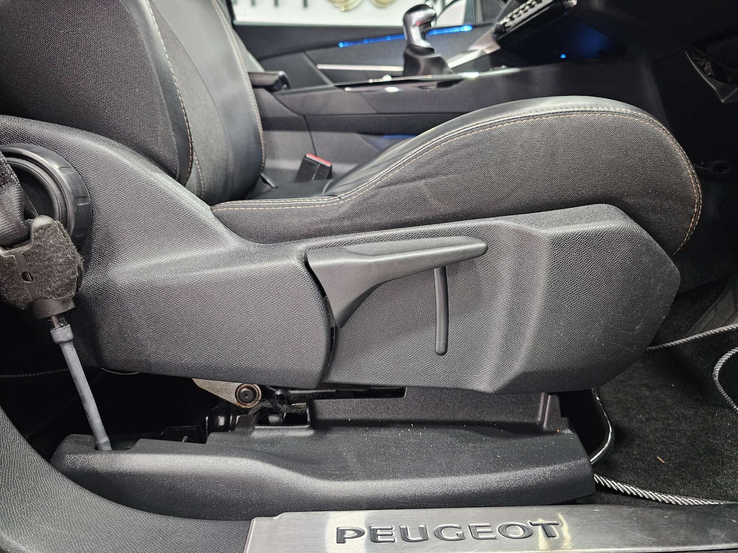 Used Peugeot 3008 2017 for sale - 77301749: Photo 57