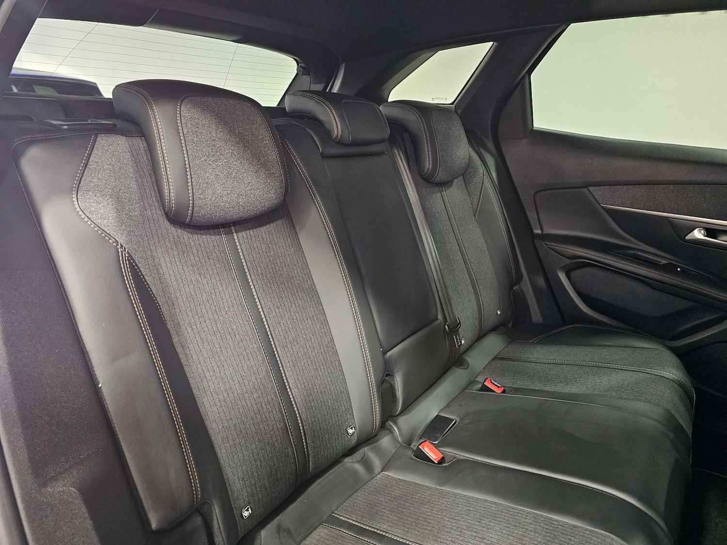 Used Peugeot 3008 2017 for sale - 77301749: Photo 87