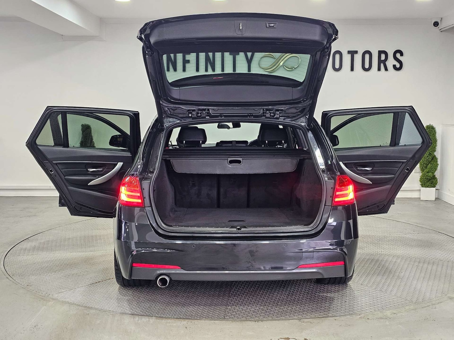 Used BMW 3 Series 2015 for sale - 76972419: Photo 28