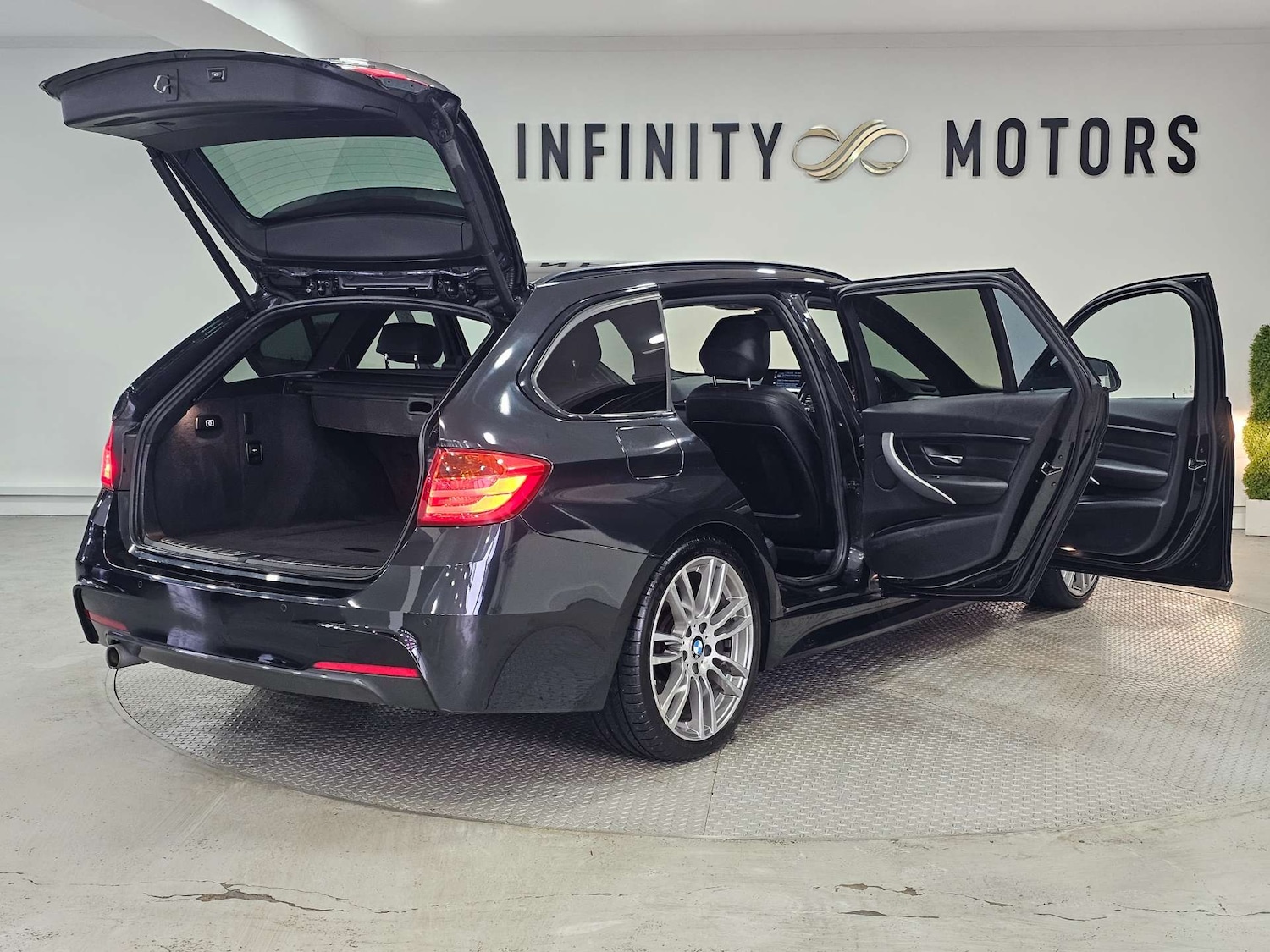 Used BMW 3 Series 2015 for sale - 76972419: Photo 30