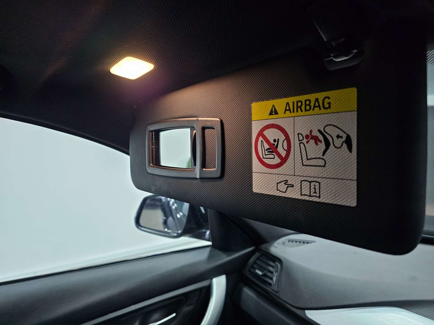 Used BMW 3 Series 2015 for sale - 76972419: Photo 58