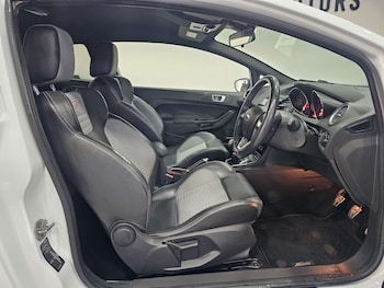 Used Ford Fiesta 2014 for sale - 77477838: Photo