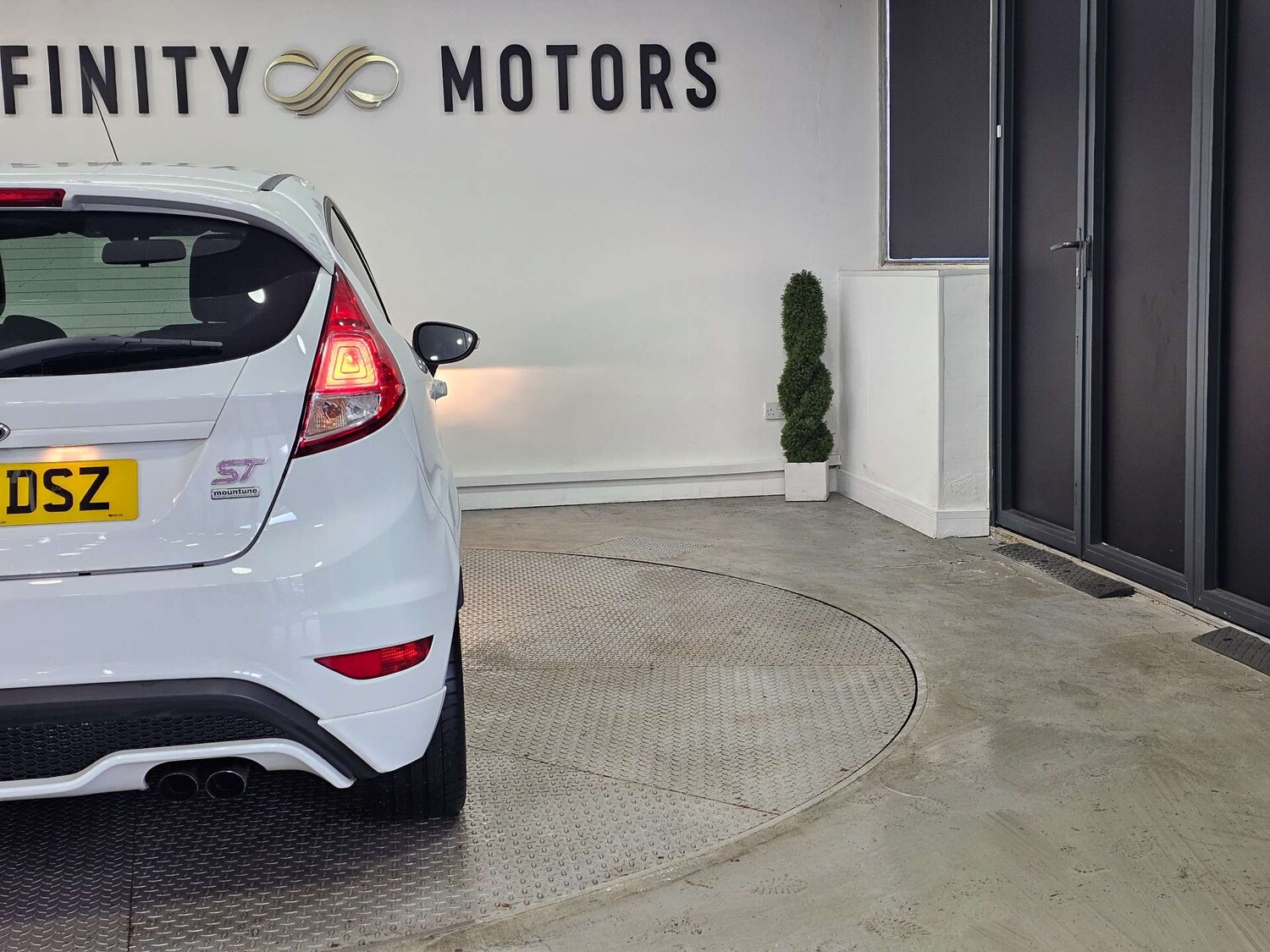 Used Ford Fiesta 2014 for sale - 77477838: Photo 30