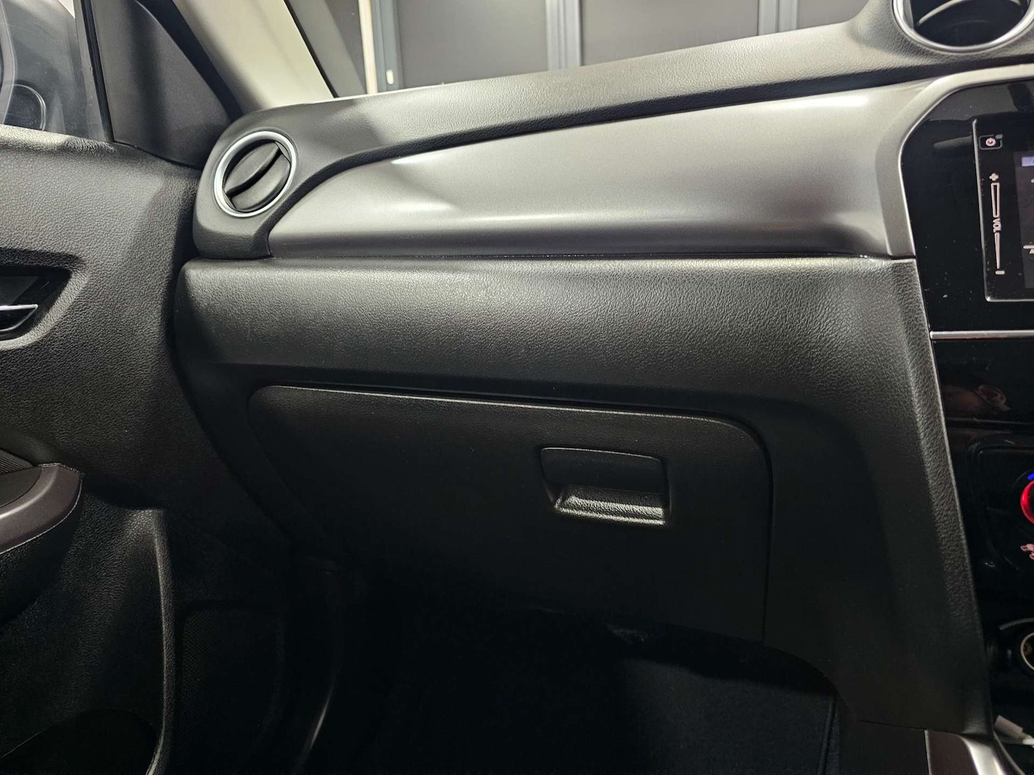 Used Suzuki Vitara 2019 for sale - 76972380: Photo 75