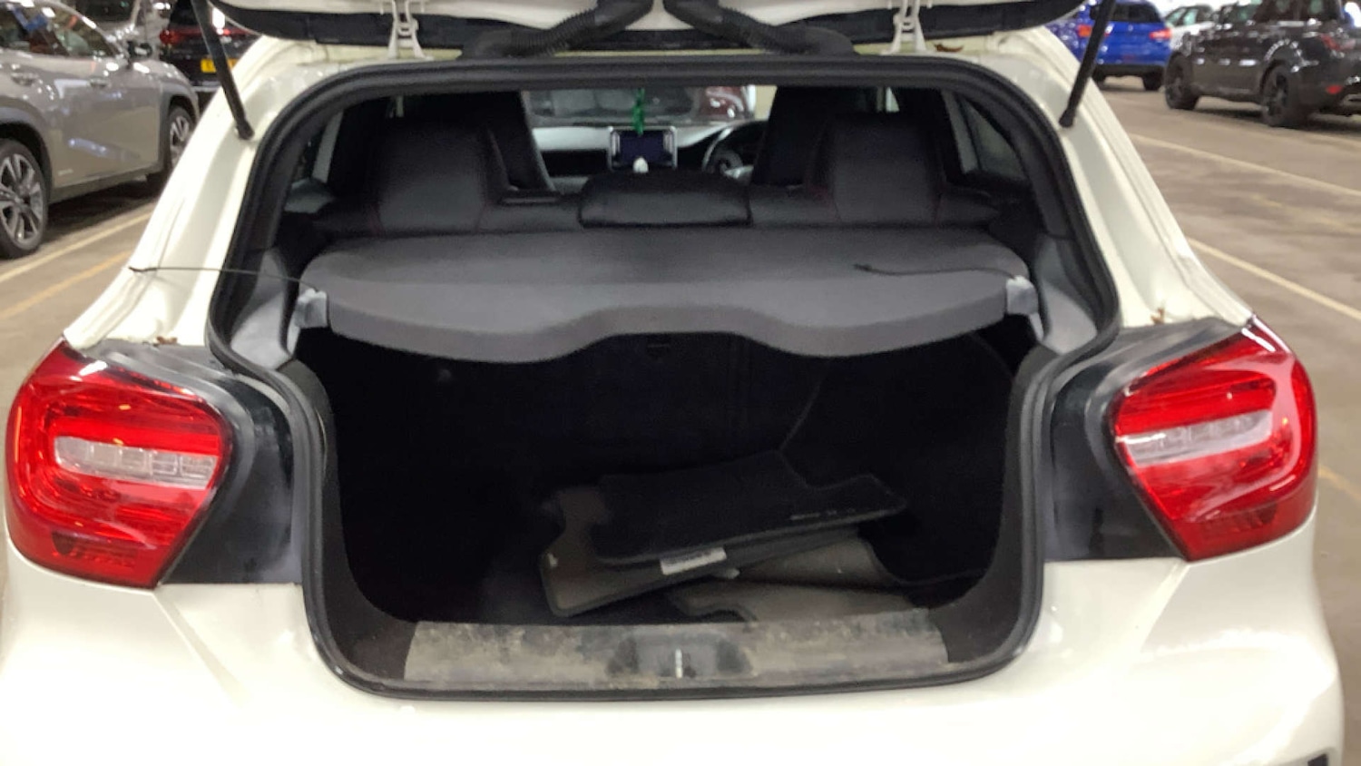 Used Mercedes-Benz A-Class 2015 for sale - 77022400: Photo 9