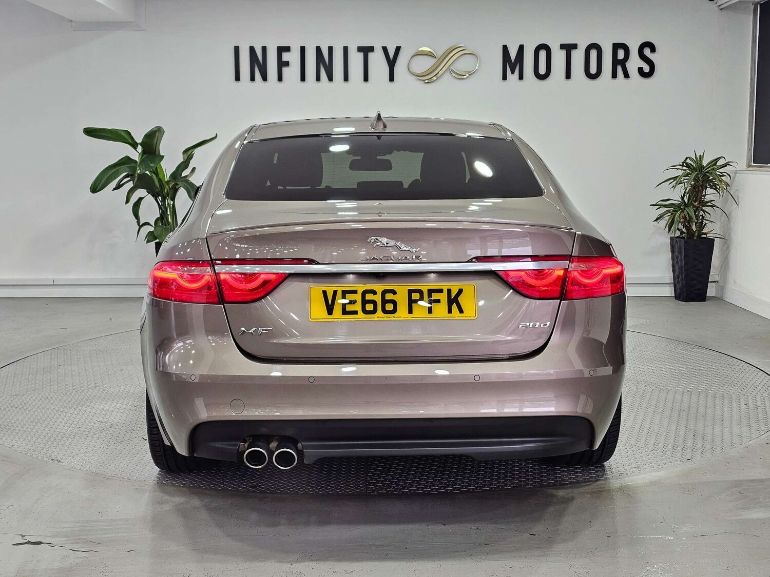 Used Jaguar XF 2016 for sale - 77420257: Photo 21