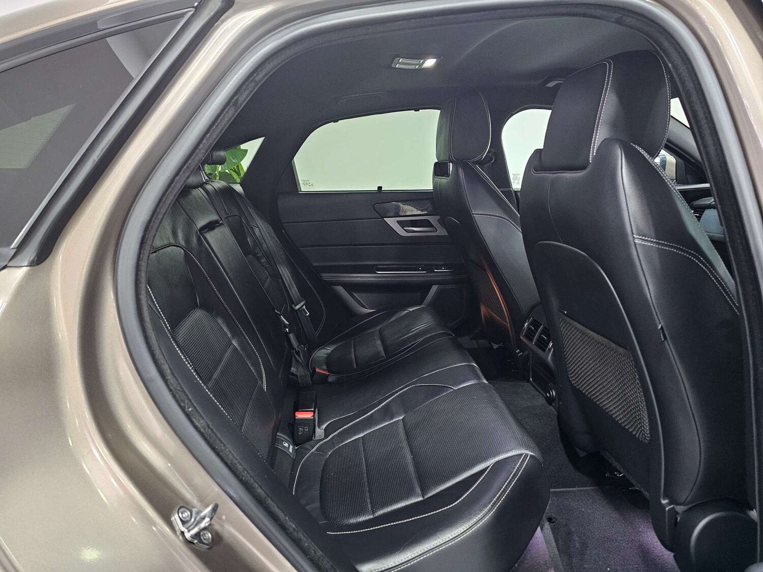 Used Jaguar XF 2016 for sale - 77420257: Photo 74