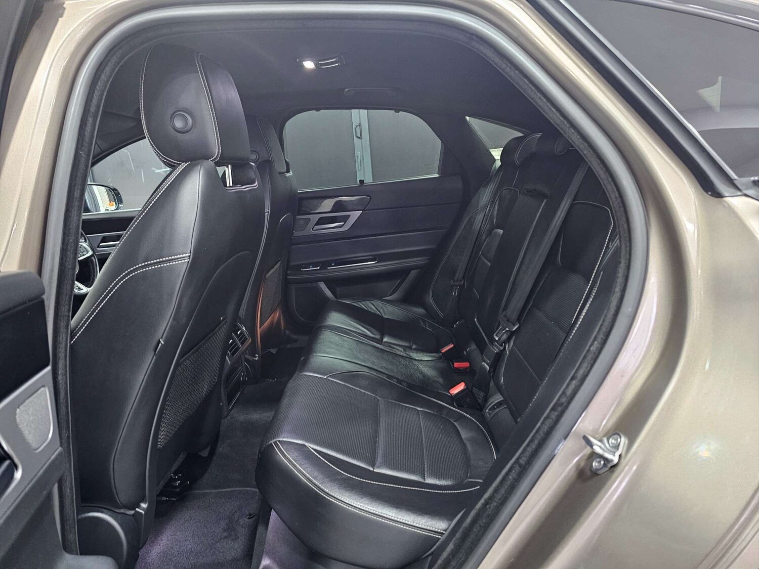 Used Jaguar XF 2016 for sale - 77420257: Photo 86