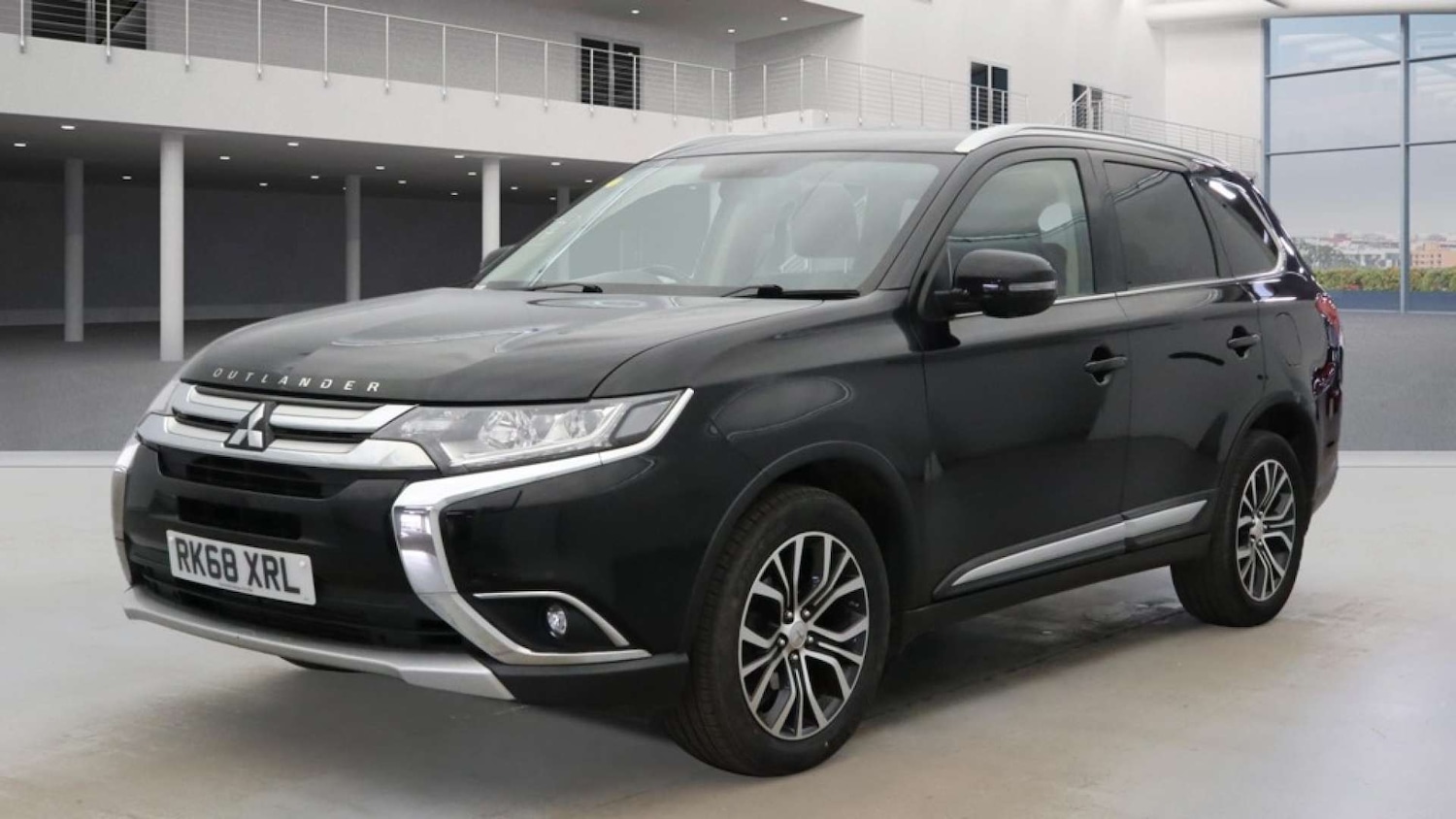 Used Mitsubishi Outlander 2018 for sale - 78041837: Photo 3