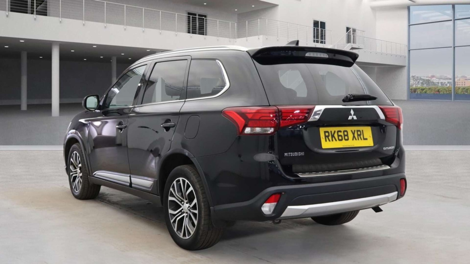 Used Mitsubishi Outlander 2018 for sale - 78041837: Photo 4