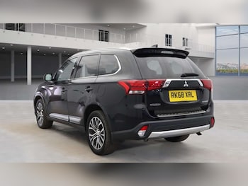 Used Mitsubishi Outlander 2018 for sale - 78041837: Photo