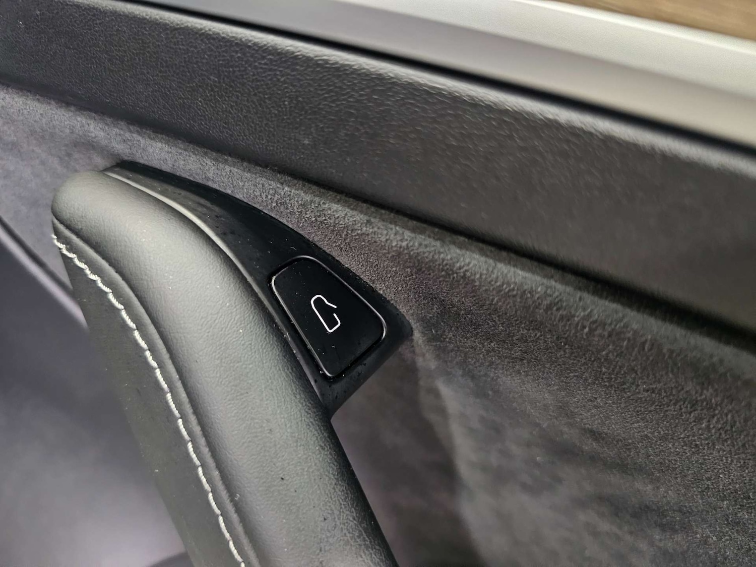 Used Tesla Model 3 2021 for sale - 76972344: Photo 27