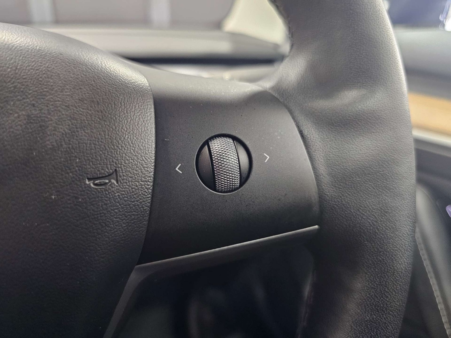 Used Tesla Model 3 2021 for sale - 76972344: Photo 32