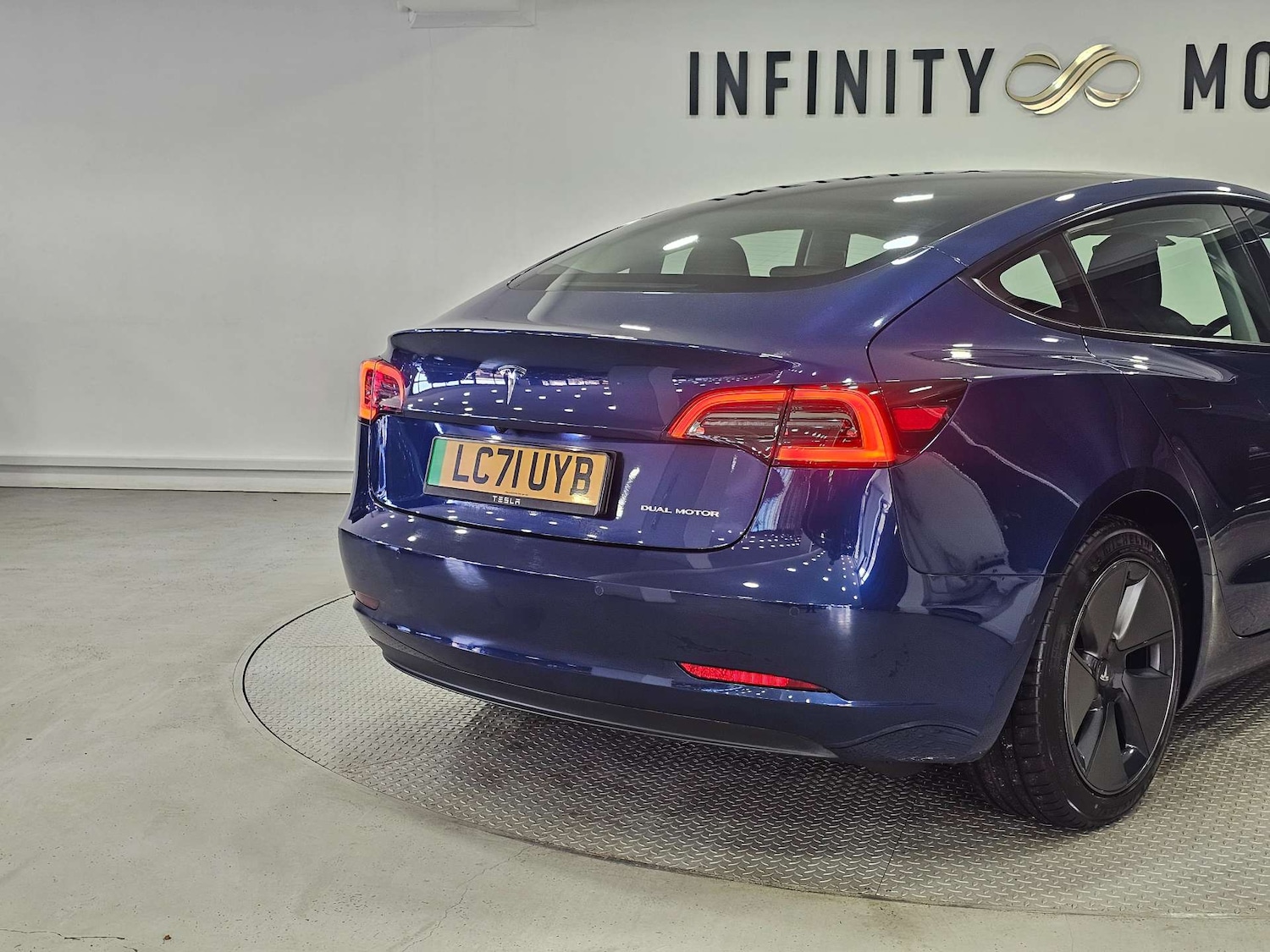 Used Tesla Model 3 2021 for sale - 76972344: Photo 55