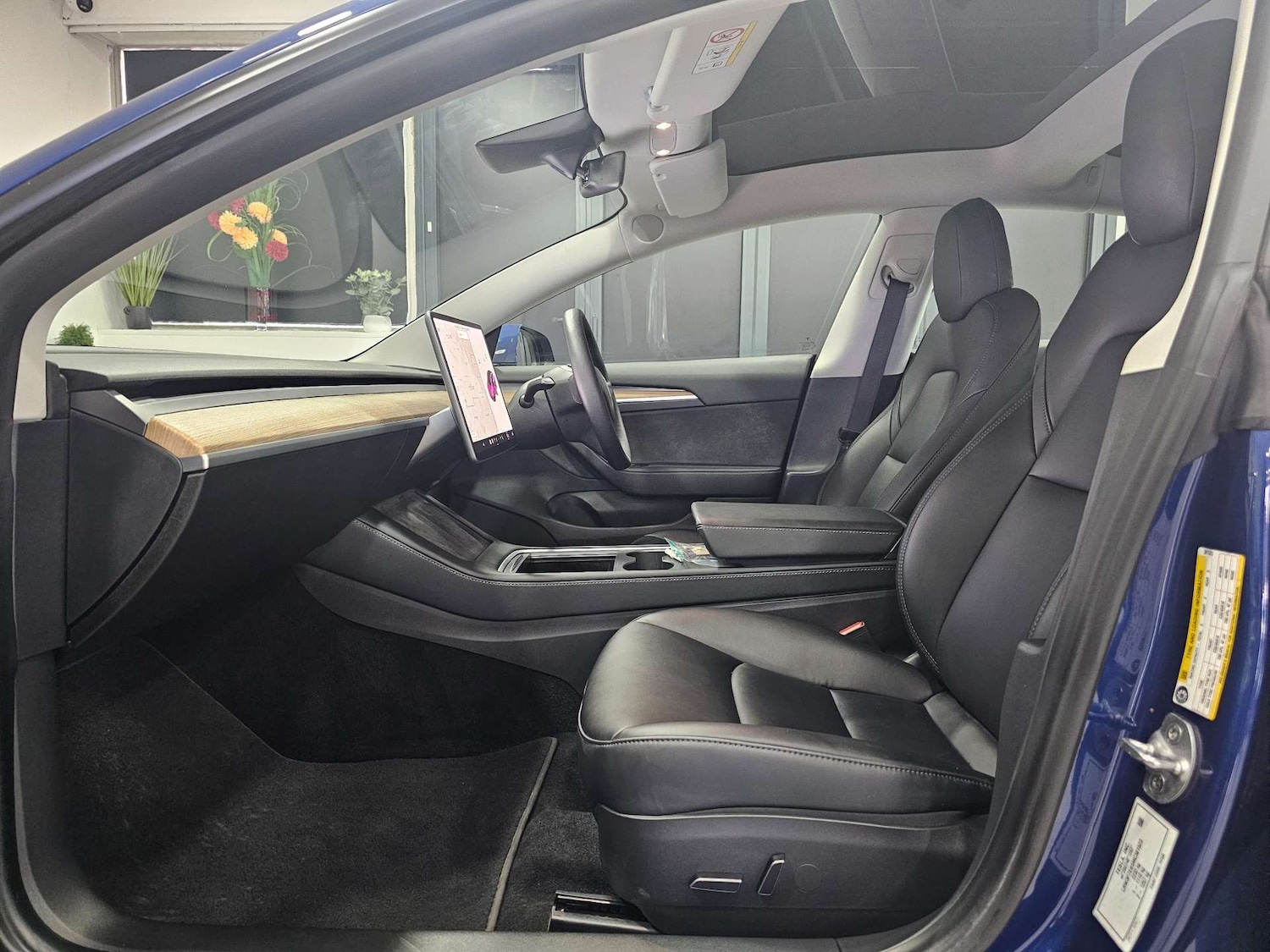 Used Tesla Model 3 2021 for sale - 76972344: Photo 92