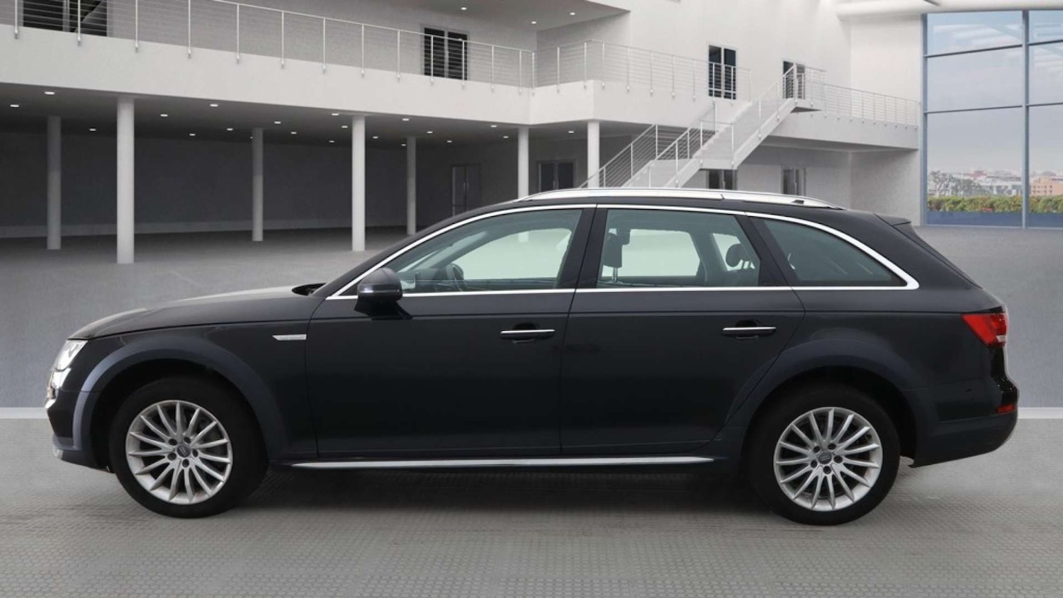 Used Audi A4 2016 for sale - 77245583: Photo 8