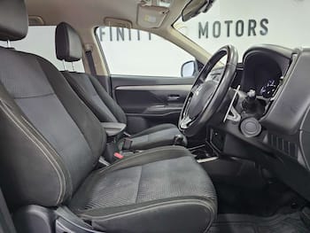 Used Mitsubishi Outlander 2018 for sale - 79631641: Photo