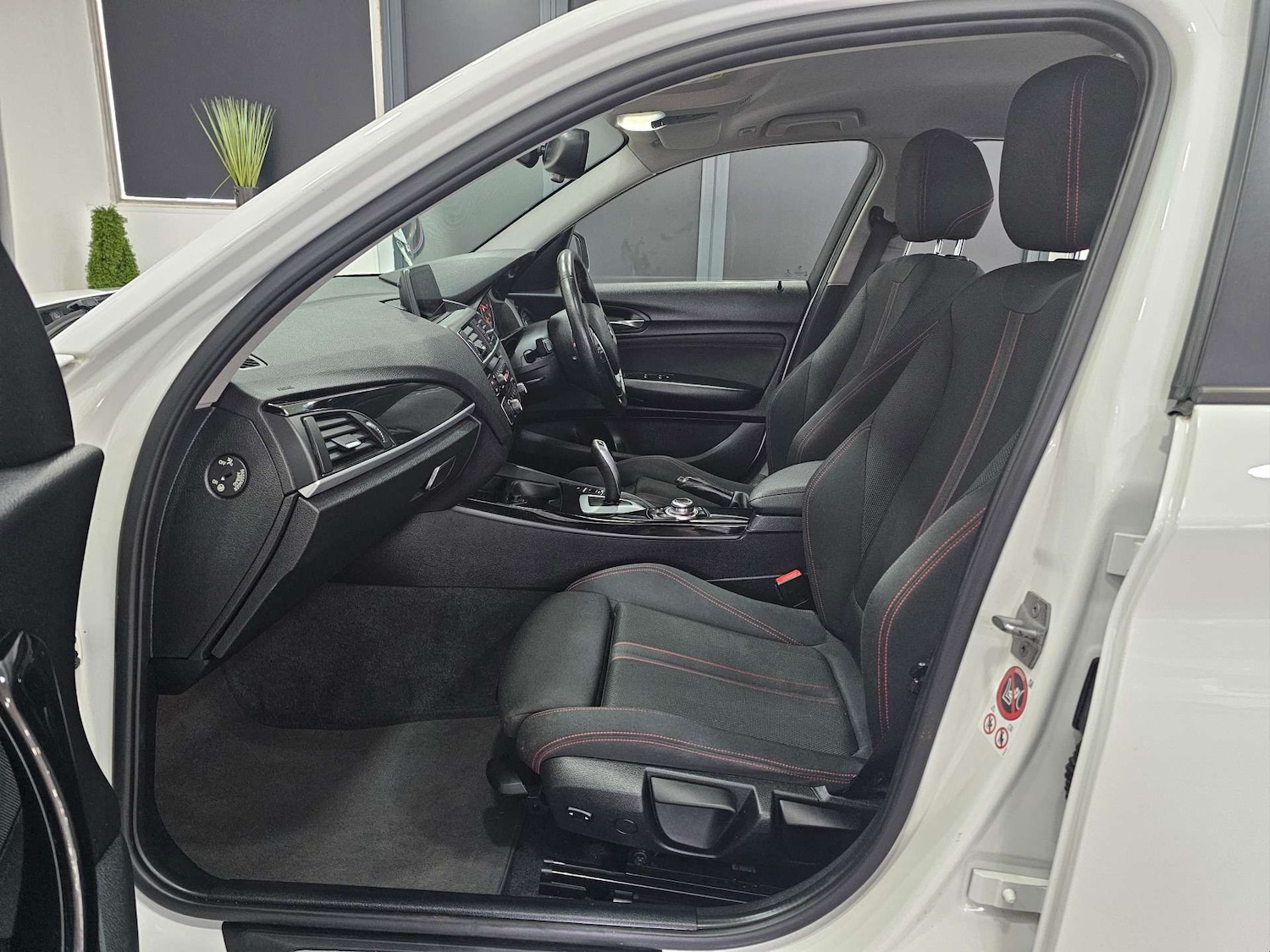 Used BMW 1 Series 2015 for sale - 77249270: Photo 95