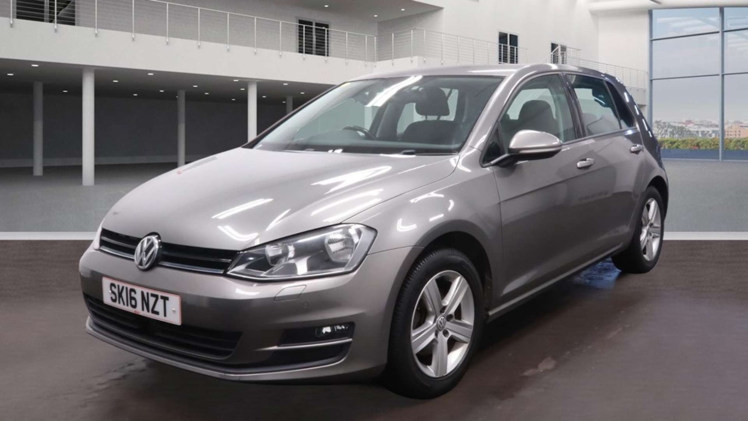 Used Volkswagen Golf 2016 for sale - 77148689: Photo 3