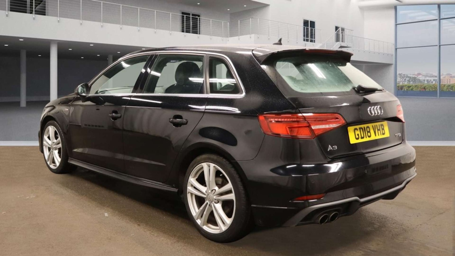 Used Audi A3 2018 for sale - 76972326: Photo 4