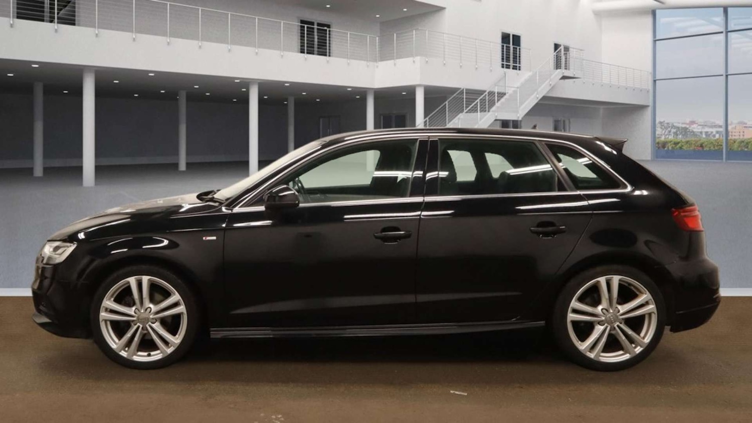 Used Audi A3 2018 for sale - 76972326: Photo 7