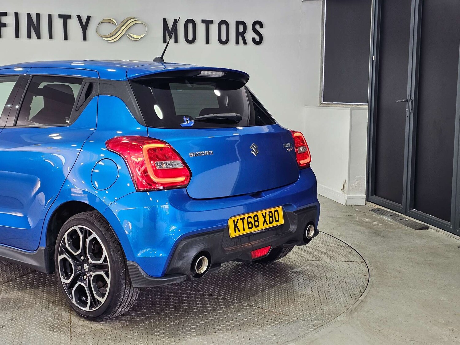 Used Suzuki Swift 2018 for sale - 77636828: Photo 28