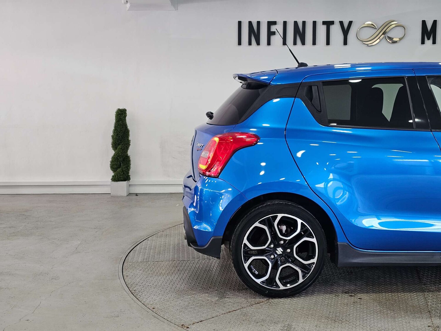 Used Suzuki Swift 2018 for sale - 77636828: Photo 37