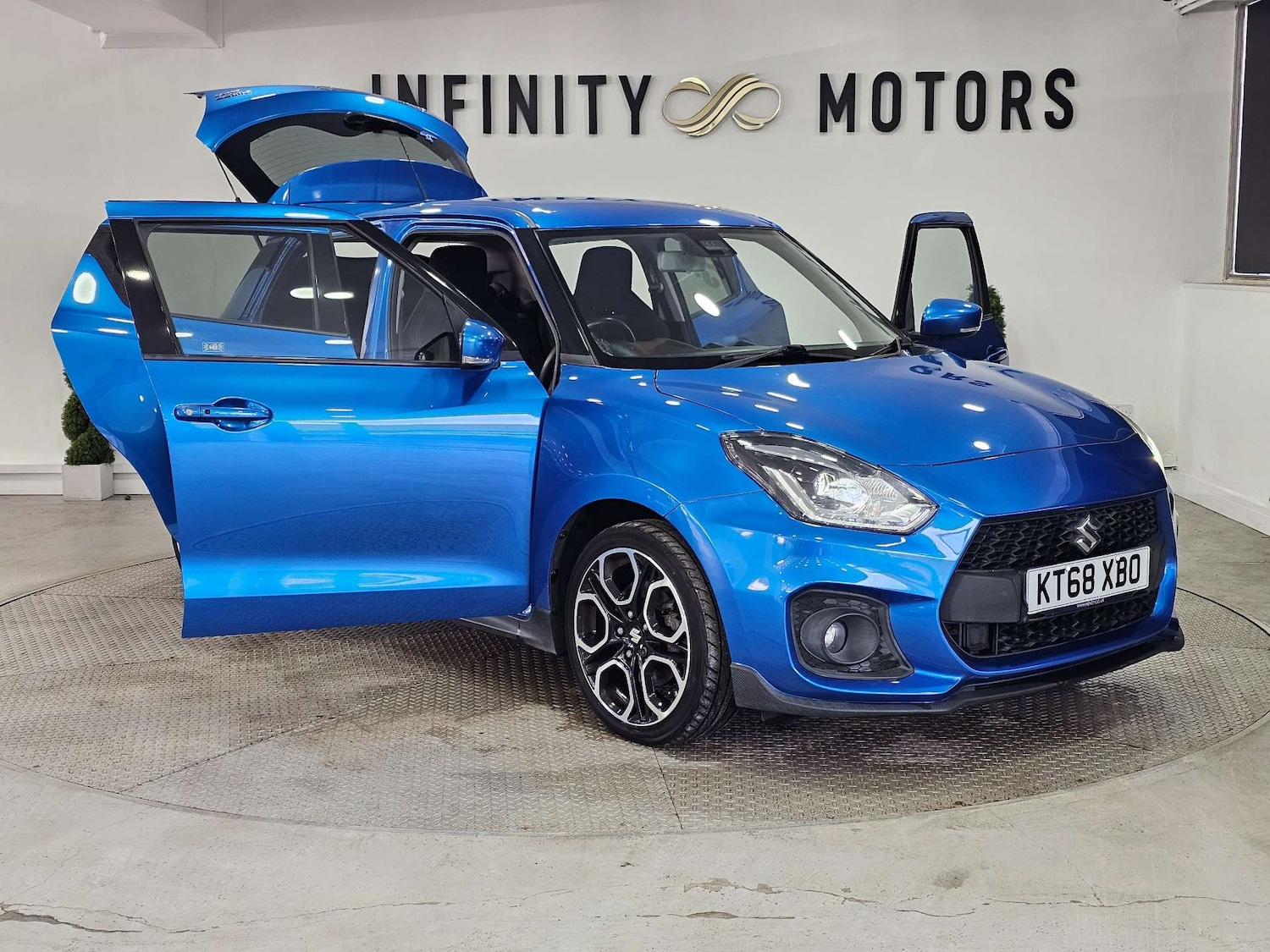 Used Suzuki Swift 2018 for sale - 77636828: Photo 43