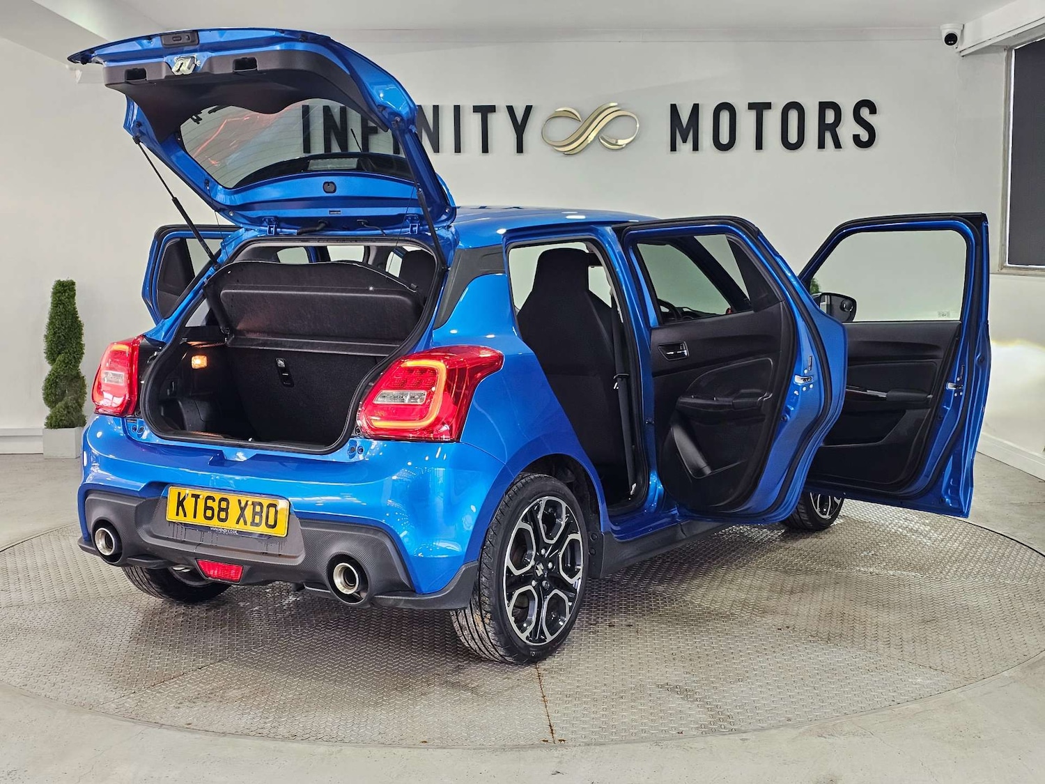 Used Suzuki Swift 2018 for sale - 77636828: Photo 49