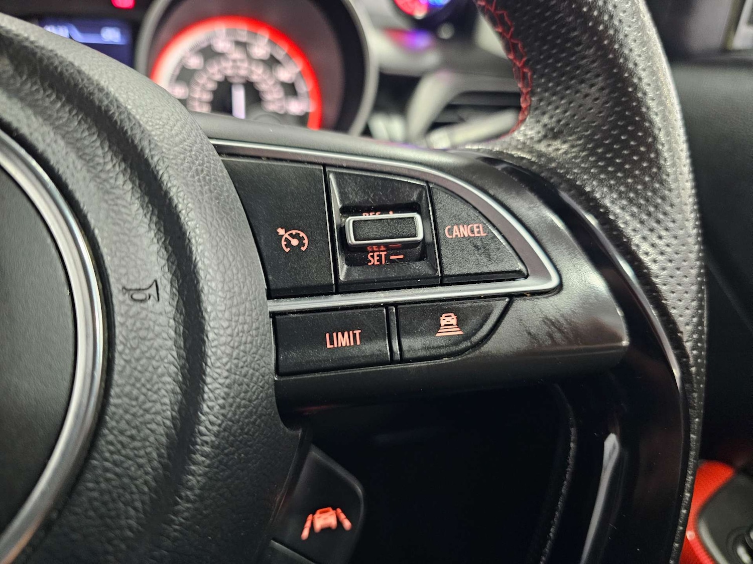 Used Suzuki Swift 2018 for sale - 77636828: Photo 60