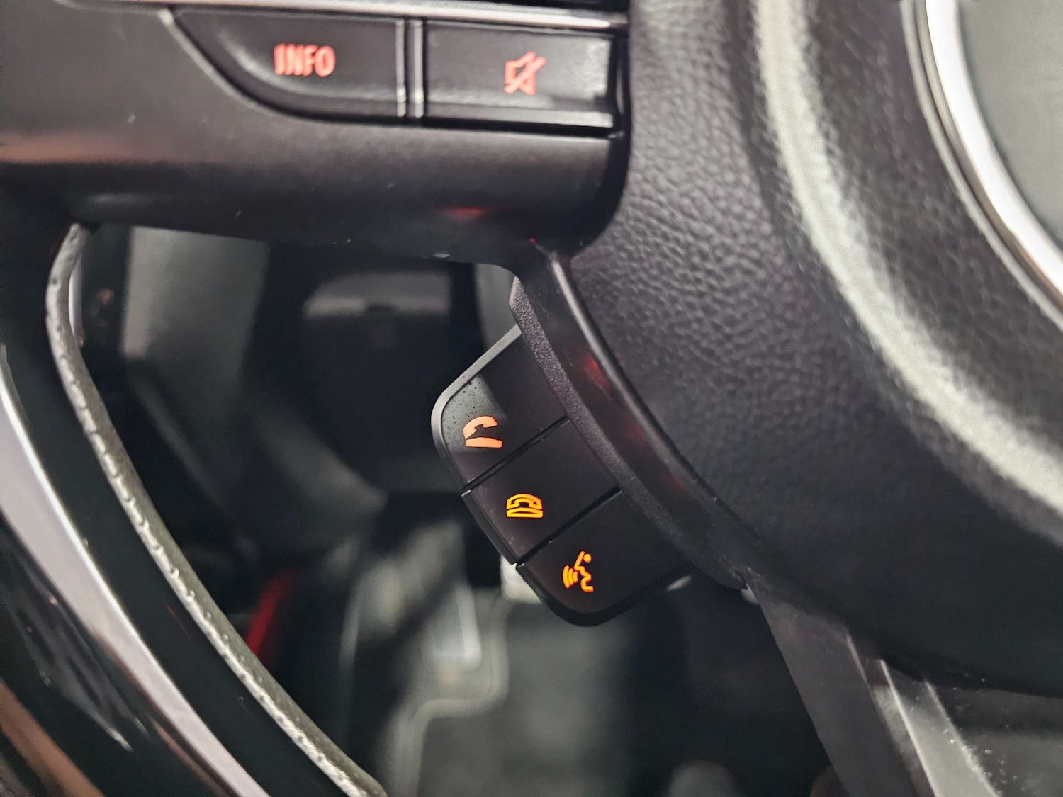 Used Suzuki Swift 2018 for sale - 77636828: Photo 63