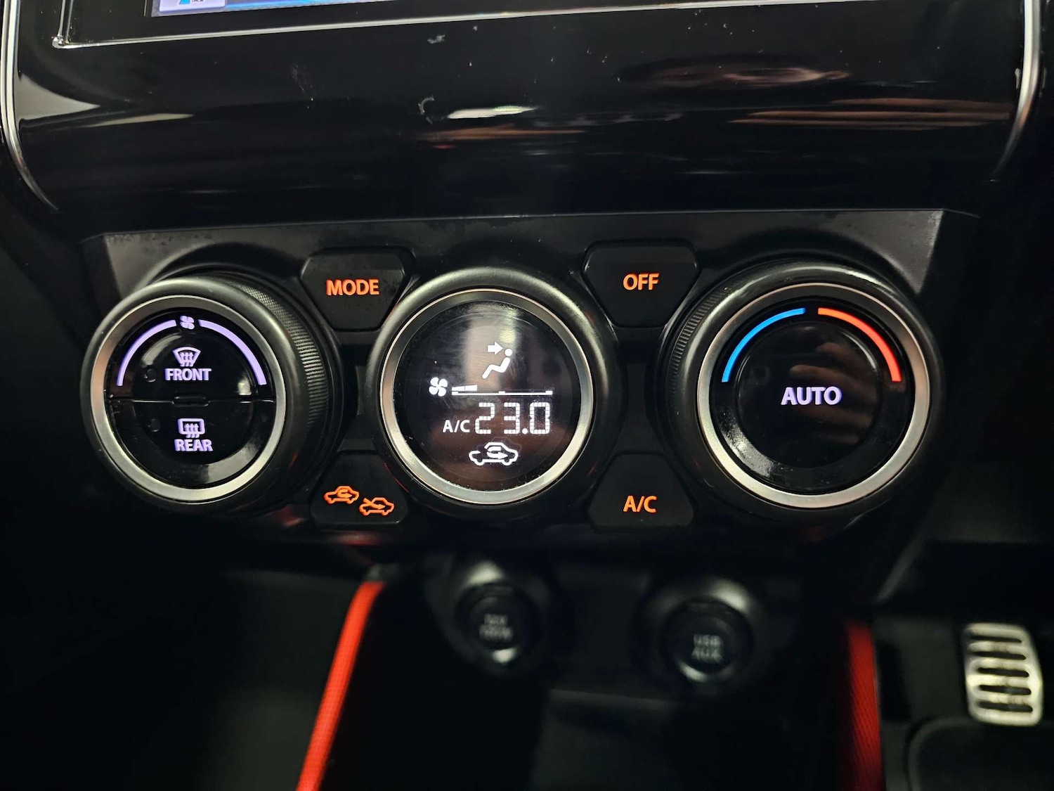 Used Suzuki Swift 2018 for sale - 77636828: Photo 68