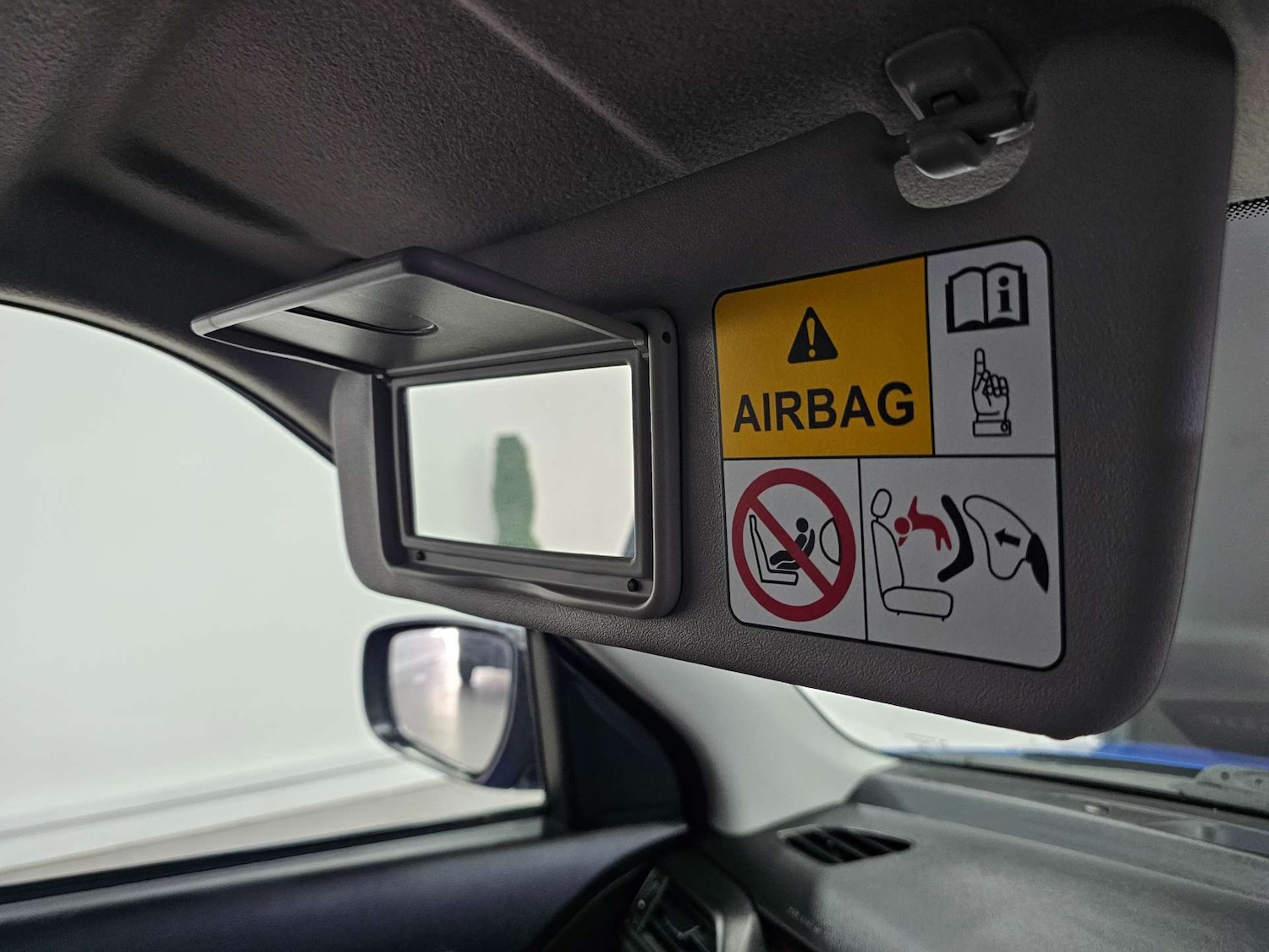 Used Suzuki Swift 2018 for sale - 77636828: Photo 74