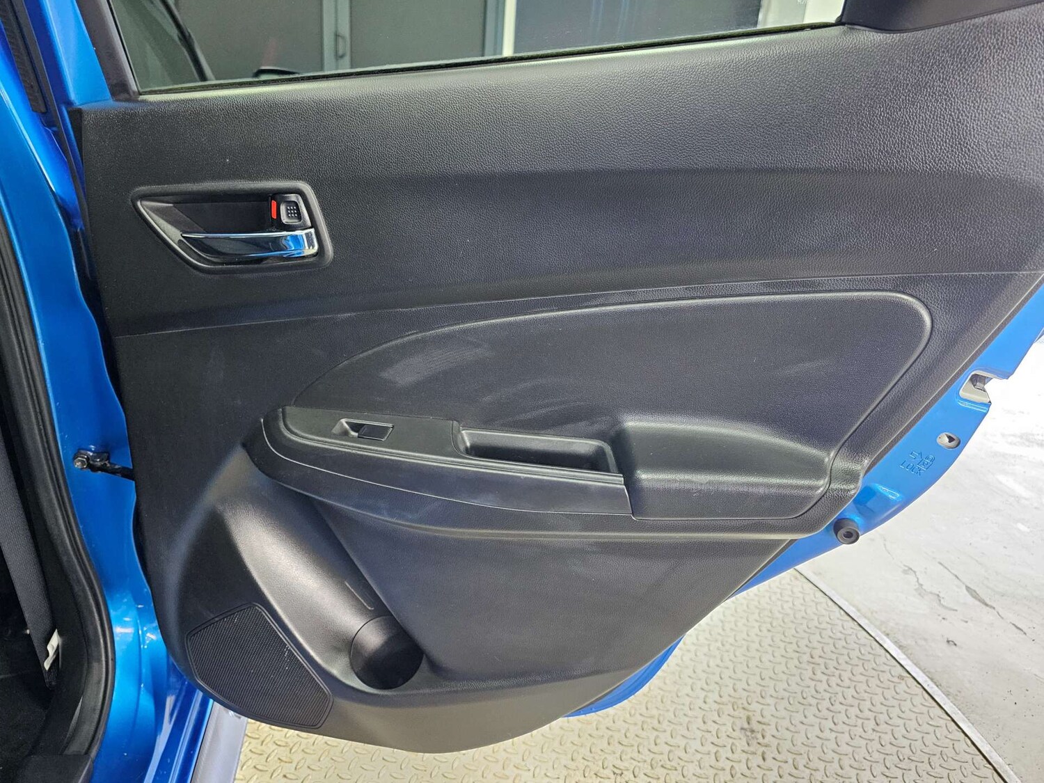 Used Suzuki Swift 2018 for sale - 77636828: Photo 77