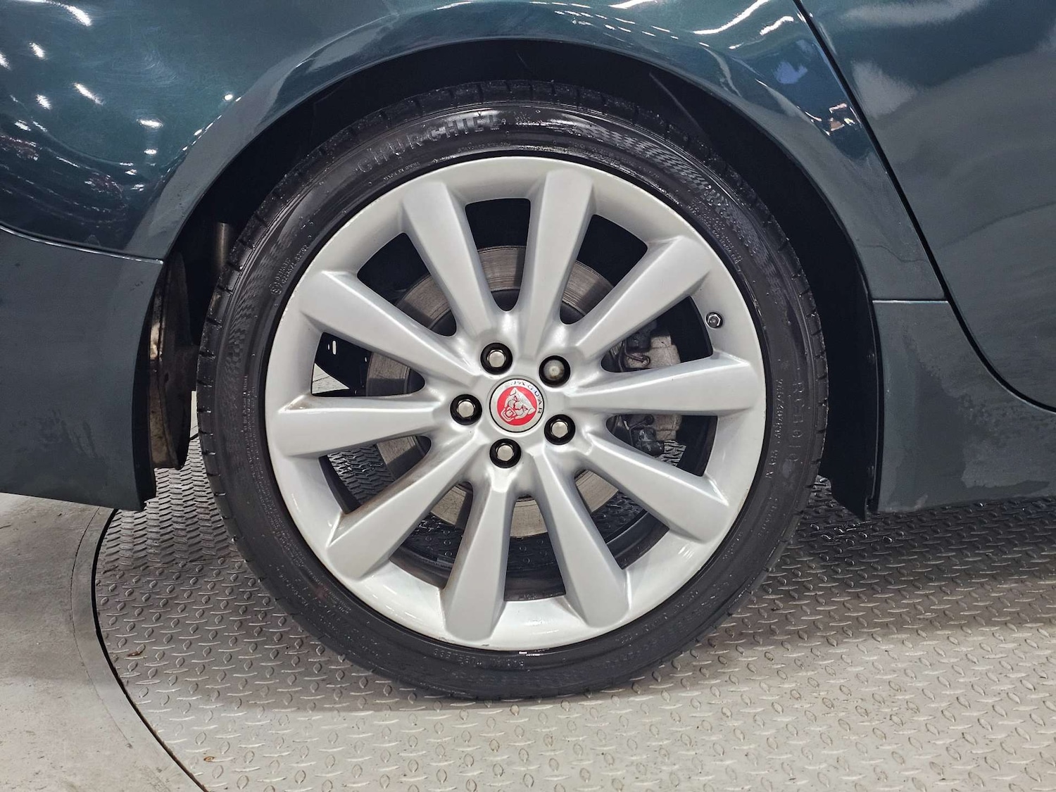 Used Jaguar XF 2015 for sale - 76972313: Photo 24