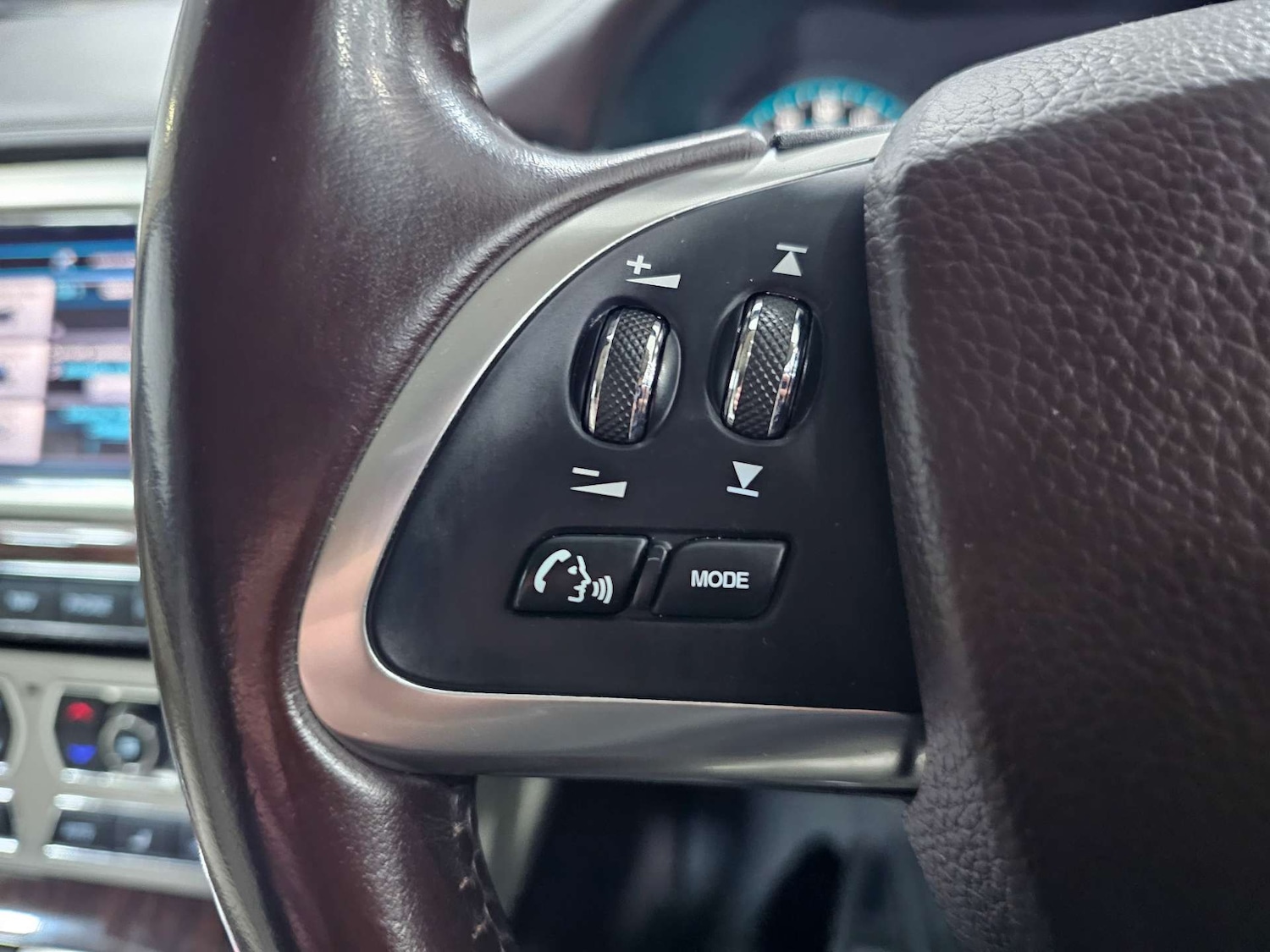 Used Jaguar XF 2015 for sale - 76972313: Photo 41