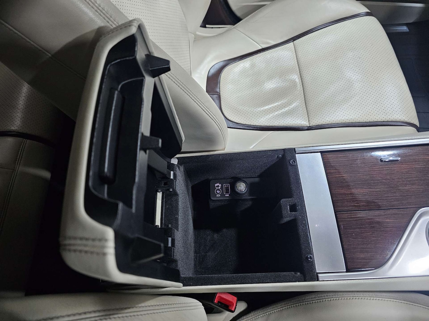 Used Jaguar XF 2015 for sale - 76972313: Photo 46