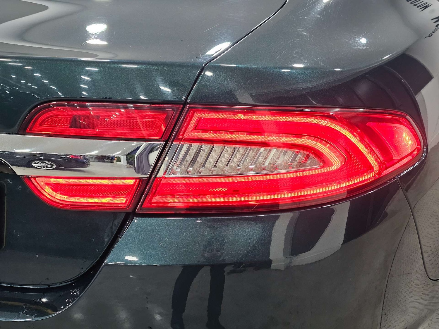 Used Jaguar XF 2015 for sale - 76972313: Photo 48