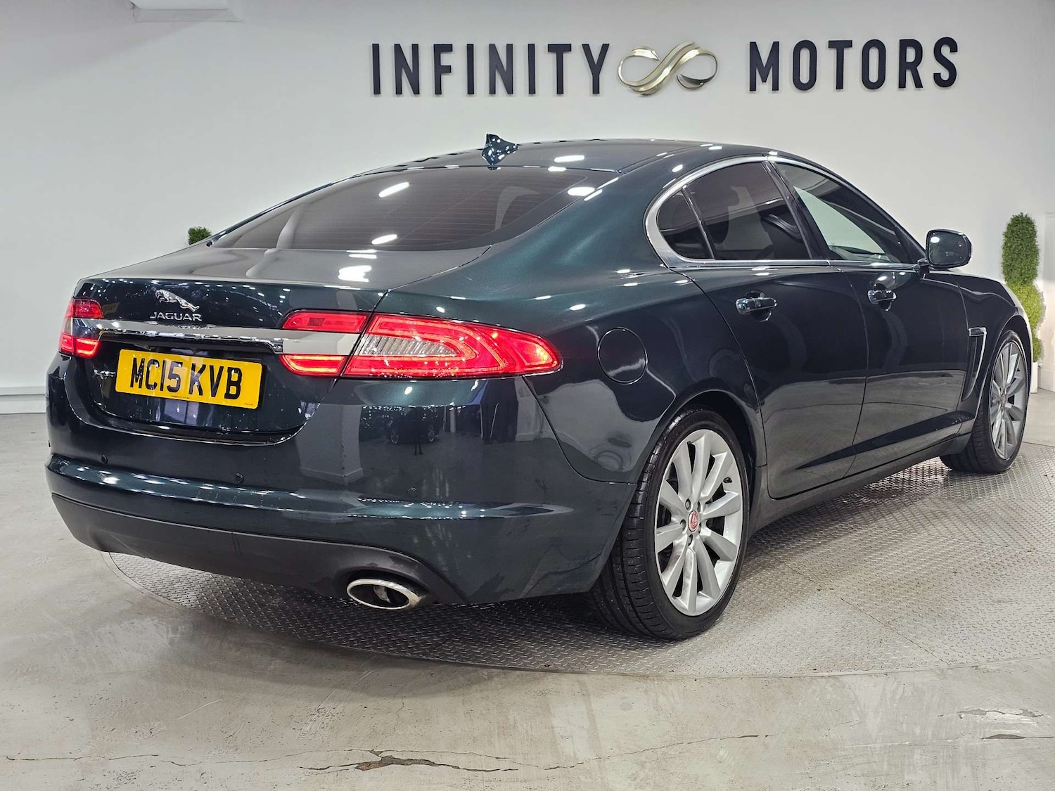 Used Jaguar XF 2015 for sale - 76972313: Photo 49